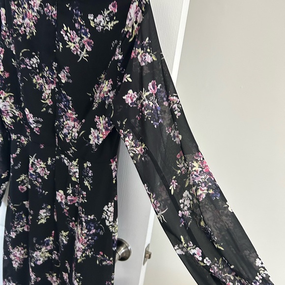 Floral dress - Picture 6 of 6